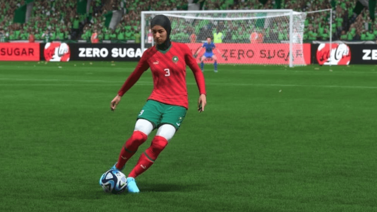 In Fifa 23 trägt zum ersten Mal eine Fußballerin den Hidschab Titel