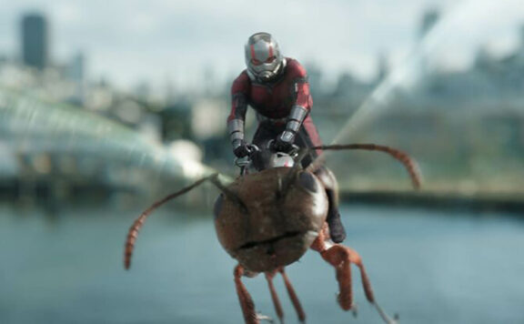 Ant-Man glänzt in neuem Film mit anständiger Ensemble-Besetzung Titel